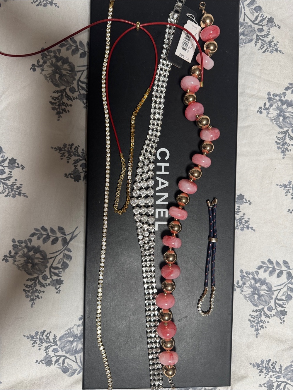 4 necklaces & 1 bracelet